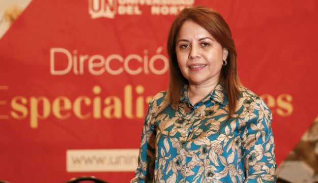 Alexandra-Pantoja-directora-de-Especializaciones-Cuarentena.jpeg